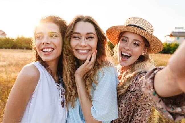women are happy to celebrate women's health week