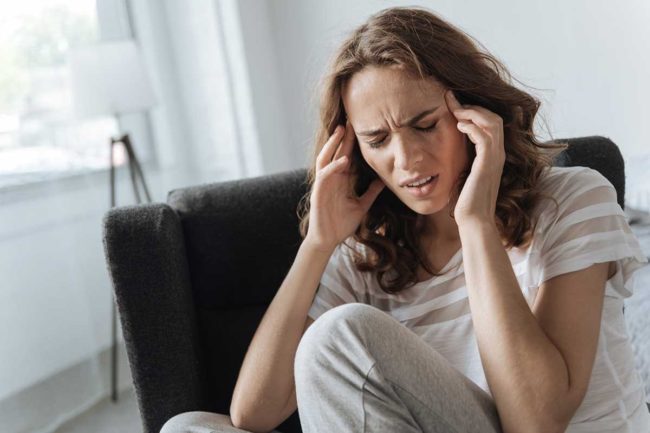 a woman struggles with quitting adderall use