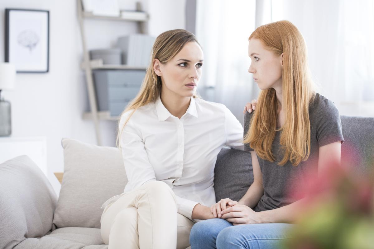 a woman discusses finding a php for women in Maine with eating disorders and addiction with a doctor